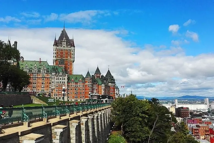 3-hour private city tour of Quebec_1